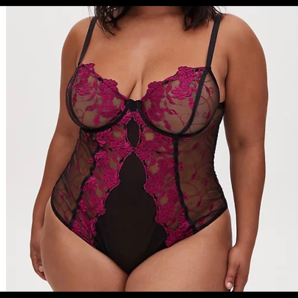 NWT Torrid 0 Black Mesh and Berry Bodysuit